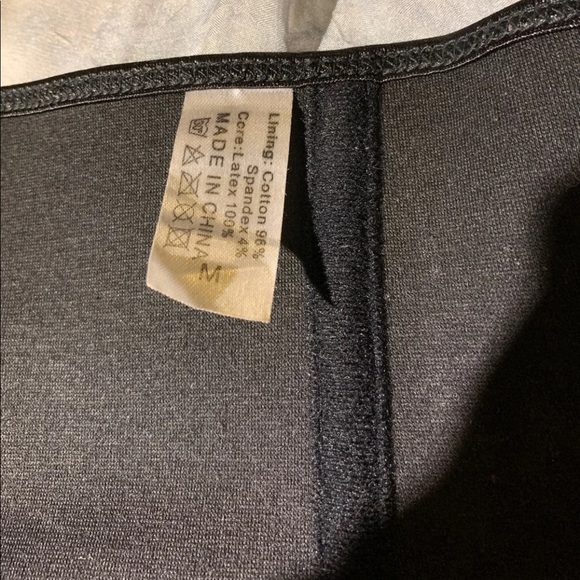 Kim Kardashian Waist Trainer - Picture 5 of 8